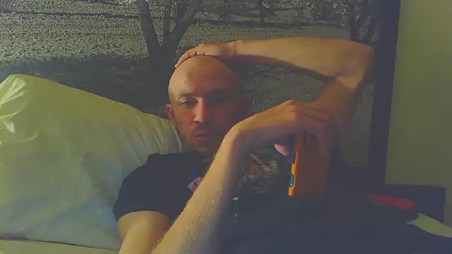 cloudyplay661 online show from April 12, 6:49 am