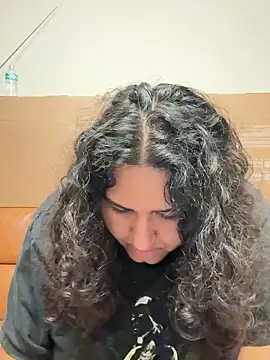 Angeliccreamyrican online show from February 6, 5:47 am