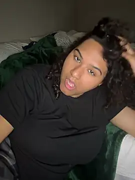 Angeliccreamyrican online show from April 12, 5:11 am