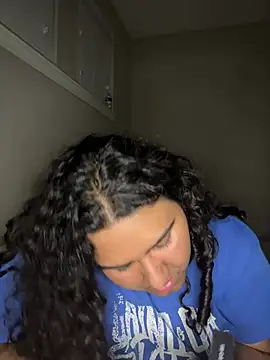 Angeliccreamyrican online show from April 3, 4:52 am