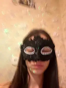 LichelleQVoss online show from January 15, 4:21 pm