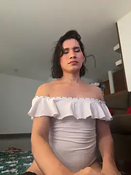 Snapshot of milablossom01 chatting on June 26, 7:52 pm milablossom01 online show from June 26, 7:52 pm
