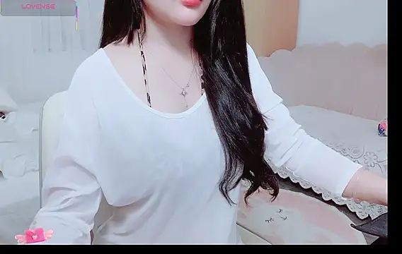 Junnatalie   online show from June 23, 3:15 am