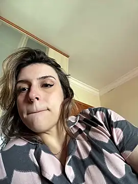 BarbieHotBrazil online show from April 14, 6:46 pm