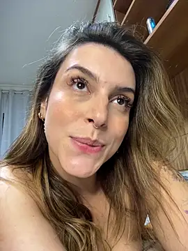 BarbieHotBrazil online show from April 19, 3:18 am
