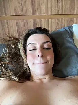 BarbieHotBrazil online show from April 16, 1:01 pm