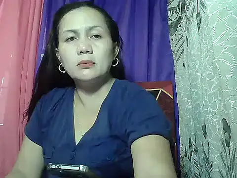 prettymomma24xx online show from June 4, 2:38 am