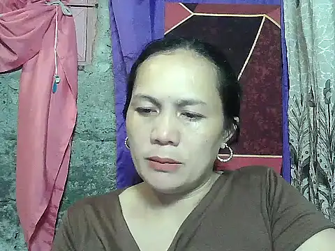 prettymomma24xx online show from May 8, 1:59 pm