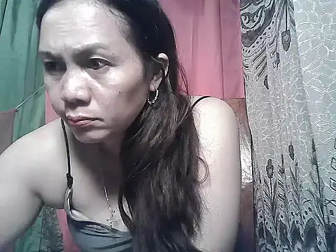 prettymomma24xx online show from April 3, 6:47 pm