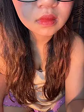 Snapshot of Bong_lovelyy chatting on January 19, 3:16 pm Bong lovelyy online show from January 19, 3:16 pm