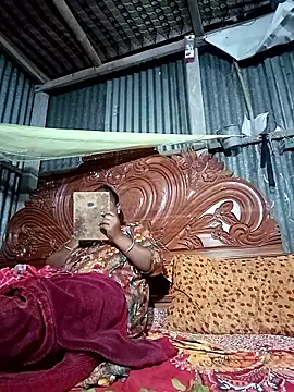 Snapshot of Hot-headed chatting on February 27, 4:18 pm Hot-headed online show from February 27, 4:18 pm