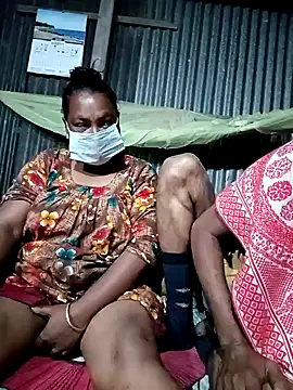 Snapshot of Hot-headed chatting on February 6, 4:47 pm Hot-headed online show from February 6, 4:47 pm