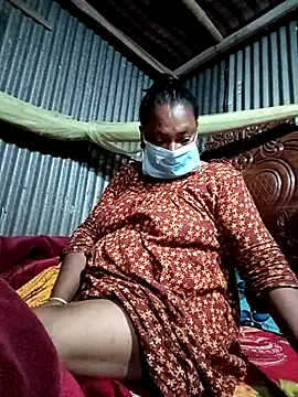 Snapshot of Hot-headed chatting on February 16, 4:27 pm Hot-headed online show from February 16, 4:27 pm