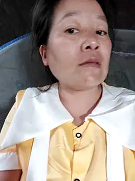 donaaa2 online show from March 1, 11:10 am