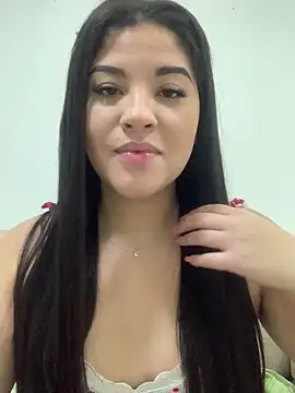 kahraujo online show from May 18, 6:12 pm