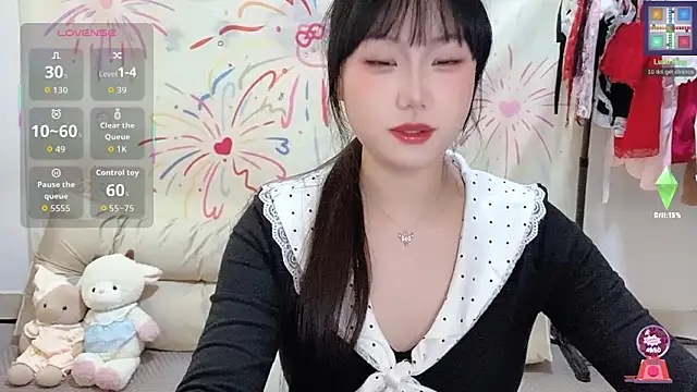 xiaoguai99 online show from April 15, 5:57 am