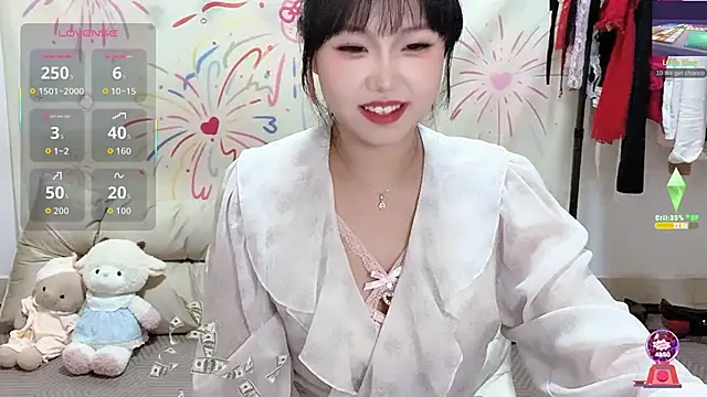 xiaoguai99 online show from April 18, 1:02 pm