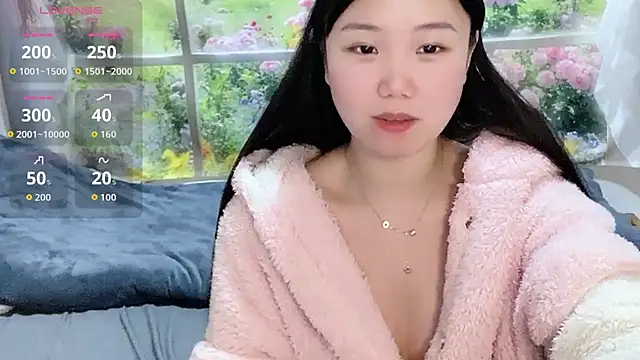 xiaoguai99 online show from March 18, 1:02 pm