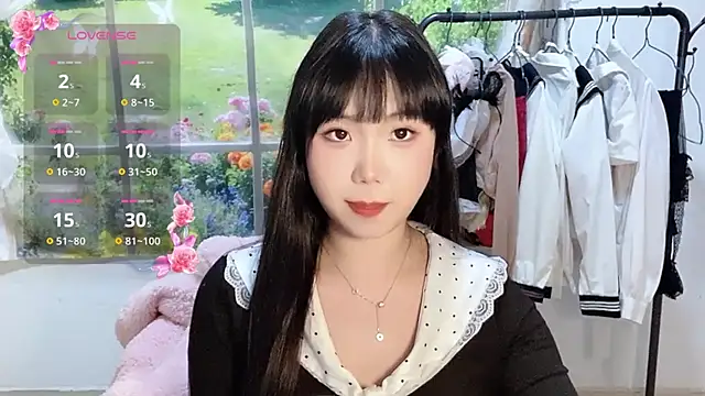 xiaoguai99 online show from March 28, 1:12 pm