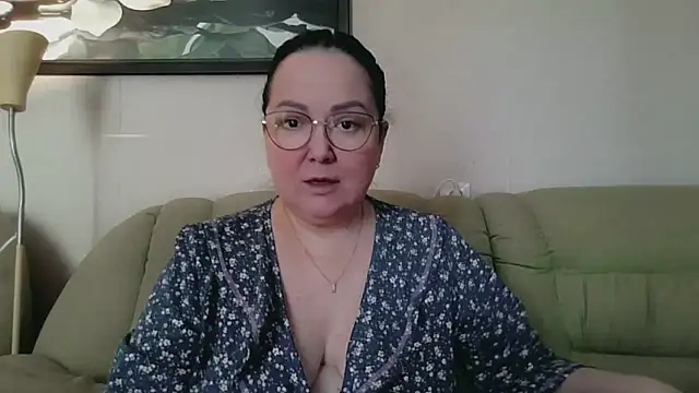 infinity loveliness online show from March 23, 9:20 am