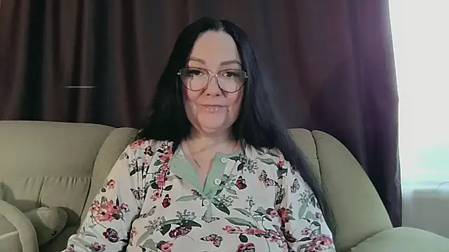 infinity loveliness online show from April 13, 7:12 am