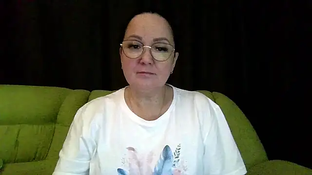 Snapshot of infinity_loveliness chatting on June 18, 8:13 am infinity loveliness online show from June 18, 8:13 am
