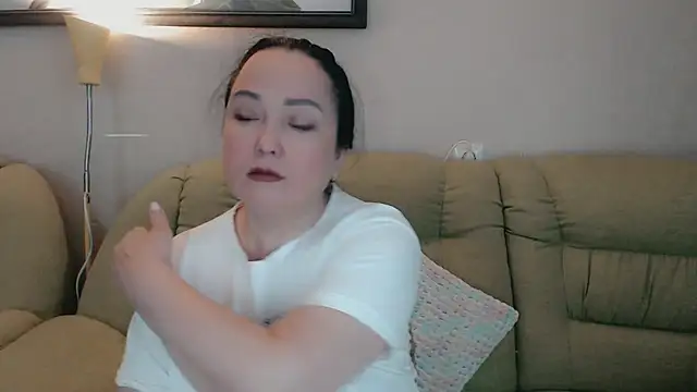 Snapshot of infinity_loveliness chatting on December 19, 7:11 am infinity loveliness online show from December 19, 7:11 am