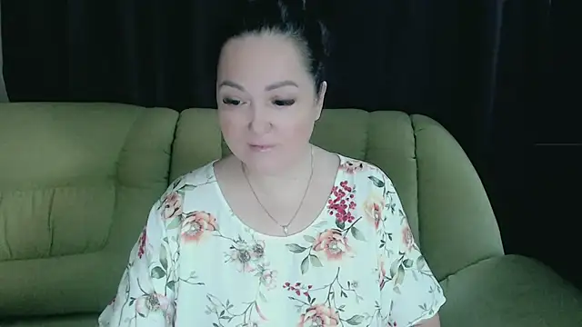 Snapshot of infinity_loveliness chatting on February 21, 7:10 am infinity loveliness online show from February 21, 7:10 am