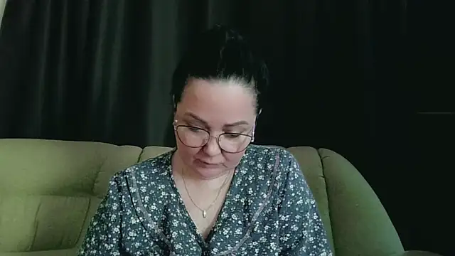 infinity loveliness online show from April 1, 6:15 am