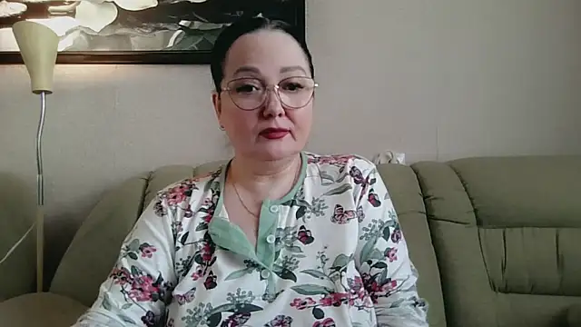 infinity loveliness online show from April 15, 12:21 pm