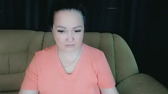 Snapshot of infinity_loveliness chatting on February 2, 7:51 am infinity loveliness online show from February 2, 7:51 am