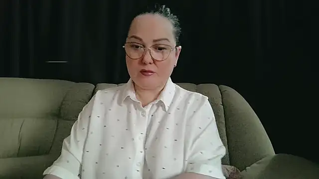 infinity loveliness online show from March 25, 7:30 am