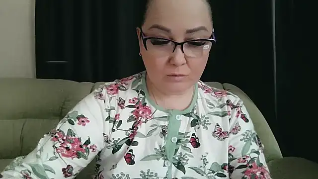 Snapshot of infinity_loveliness chatting on March 1, 8:36 am infinity loveliness online show from March 1, 8:36 am