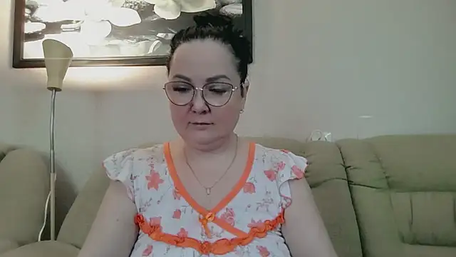 infinity loveliness online show from April 11, 7:16 am