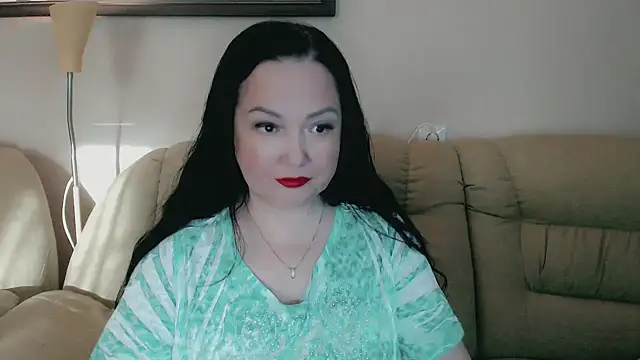 Snapshot of infinity_loveliness chatting on January 15, 7:01 am infinity loveliness online show from January 15, 7:01 am