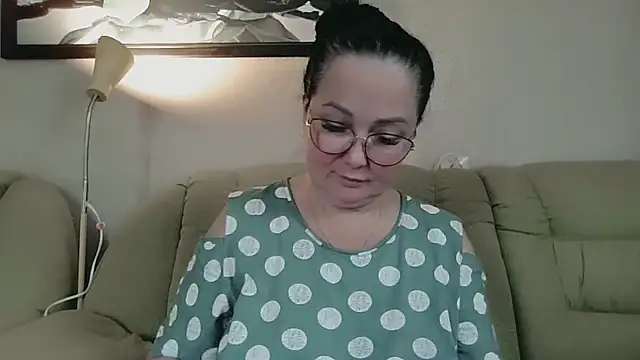 Snapshot of infinity_loveliness chatting on July 9, 9:32 am infinity loveliness online show from July 9, 9:32 am