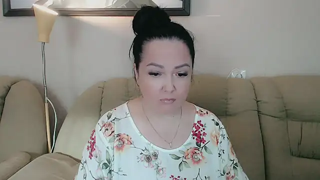 Snapshot of infinity_loveliness chatting on February 12, 7:19 am infinity loveliness online show from February 12, 7:19 am