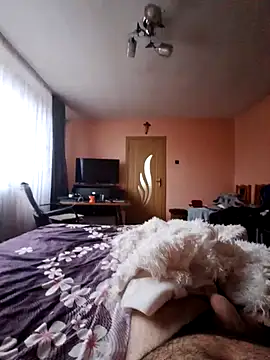 Snapshot of BOOMADDICT6996 chatting on February 6, 6:31 am BOOMADDICT6996 online show from February 6, 6:31 am