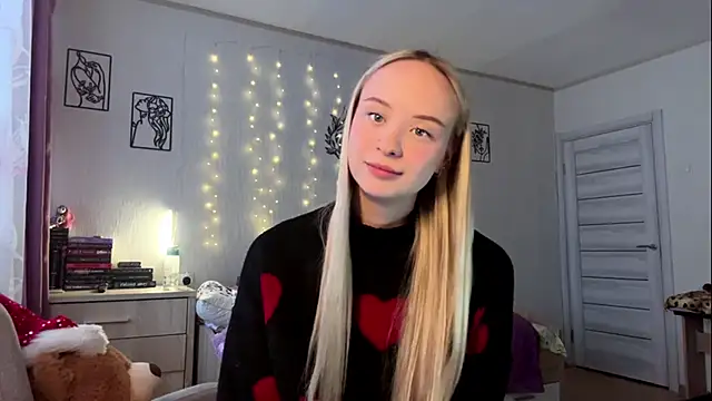 LatashiaOrcutt online show from January 11, 12:34 pm