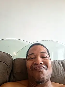 moneyboi1988 online show from January 6, 3:05 pm