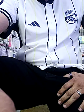 XHeterox online show from January 8, 8:04 pm