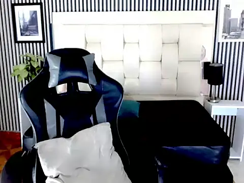 sora jun online show from February 8, 1:53 pm