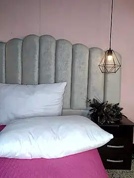 violetafoxxxy online show from January 9, 12:45 pm