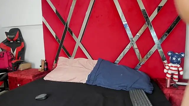 aishaxht online show from March 19, 9:15 pm