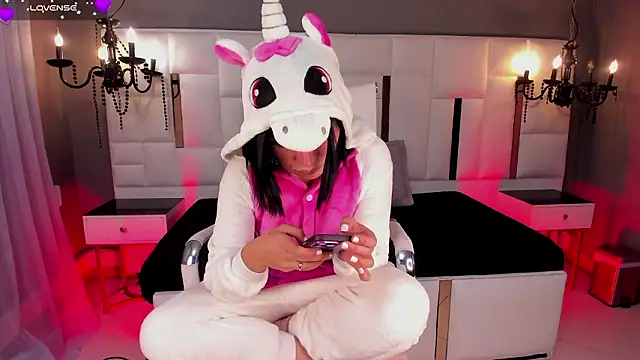 MAGIC ISIS  online show from February 28, 4:23 am