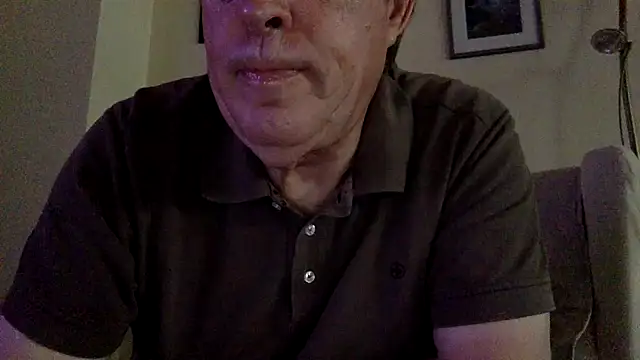 alfredo10011 online show from June 22, 3:42 pm