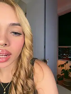 karymoron online show from April 21, 5:36 am