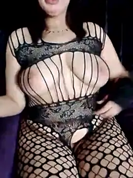 charmoutak nada online show from February 8, 2:59 pm