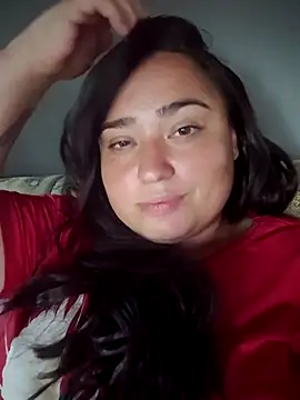 MarrySantiago online show from March 26, 8:40 pm