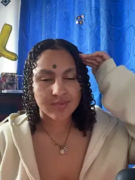 Selene Voon online show from March 27, 7:48 pm